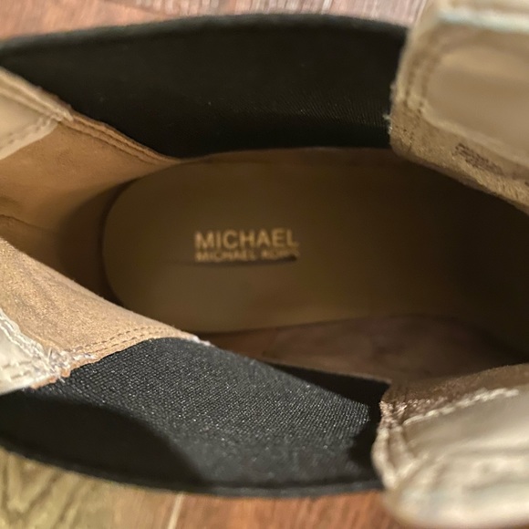 Michael Kors Platform Boots - Picture 7 of 8